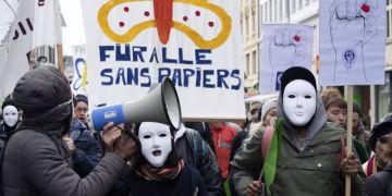 Sans-Papiers