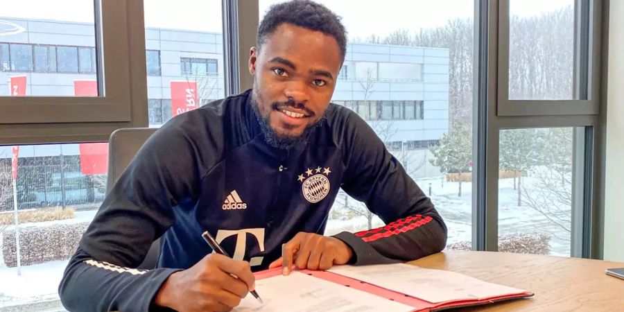 Dimitri Oberlin Bayern München