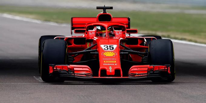 Robert Shwartzman am Steuer des Ferrari SF-71H in Fiorano. Robert Shwartzman Scuderia Ferrari
