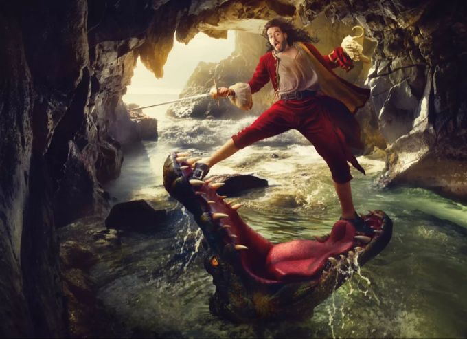 Im Film «Peter Pan» aus dem Jahr 2012 spielte Russel Brand Captain Hook. russel brand