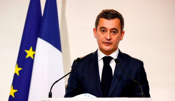 Gerald Darmanin, Innenminister von Frankreich, spricht auf einer Pressekonferenz. Coronavirus - Frankreich
