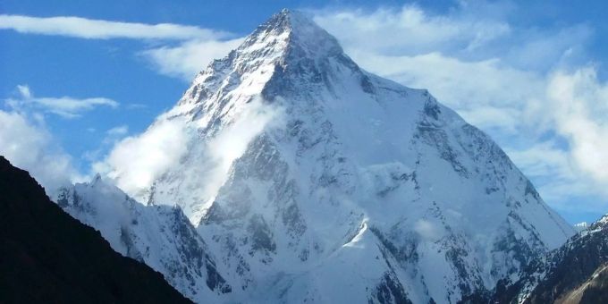 Nepalesische Sherpas Schaffen Erste Winterbesteigung Des K2