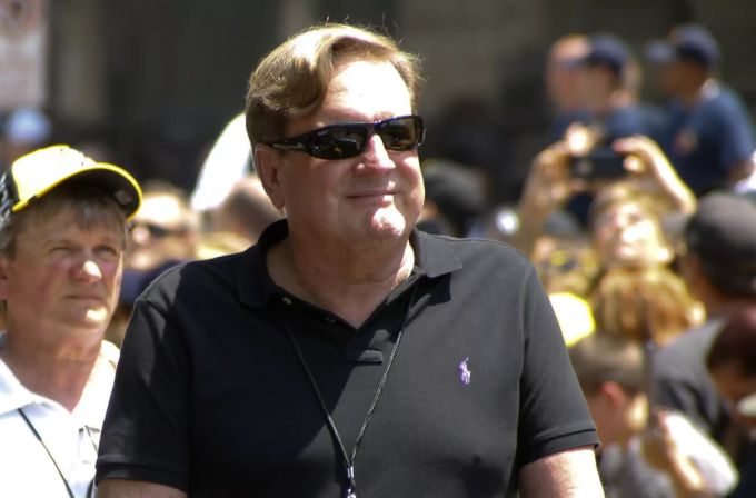 Ron Burkle hat die Neverland-Ranch gekauft. NEverland-Ranch