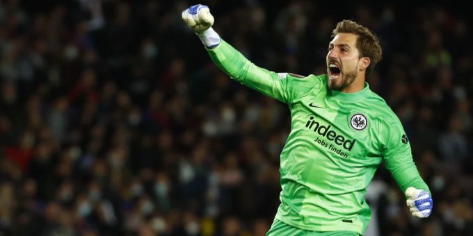 Nach Sommer-Gerüchten - ManUtd will nun offenbar Frankfurts Trapp holen