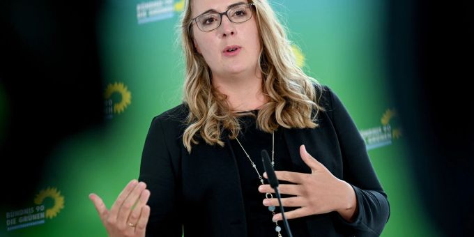 Co-Vorsitzende Katharina Dröge bei der Fraktionsvorstandsklausur in Potsdam. Co-Vorsitzende Katharina Dröge bei der Fraktionsvorstandsklausur in Potsdam.