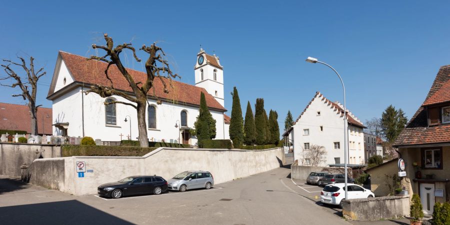 Die reformierte Schinznacher Kirche wurde erstmals 1227 erwähnt.