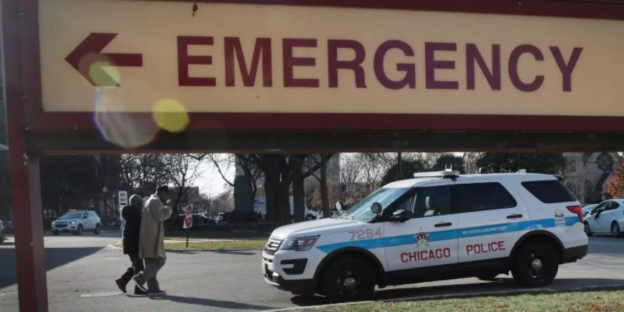 Die Polizei und ein Krankenhaus in Chicago sind nach einem folgenschweren Irrtum in Erklärungsnot
