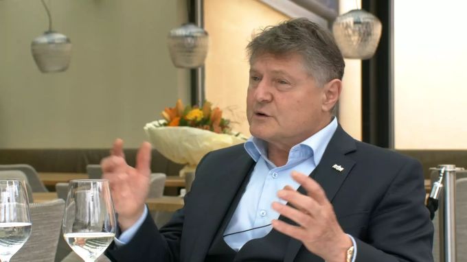Ancillo Canepa, Präsident des FCZ, ist die Vertrauensbasis zum Trainer wichtig. Ancillo Canepa FCZ