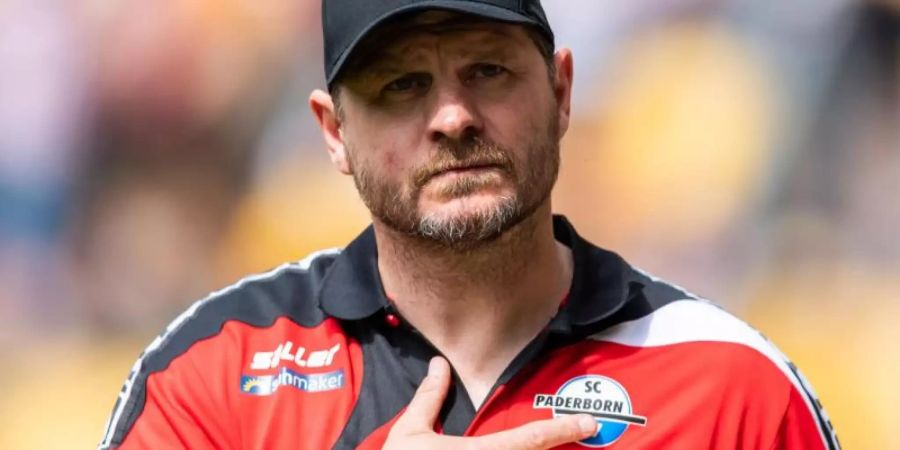 Will mit dem SC Paderborn bei der bisherigen offensiven Spielweise bleiben: Trainer Steffen Baumgart. Foto: Robert Michael