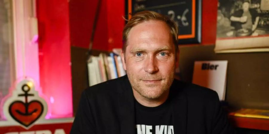 Thees Uhlmann fühlt sich nicht stark genug für Berlin. Doch die Stadt rege seine Kreativität an. Foto: Lisa Ducret
