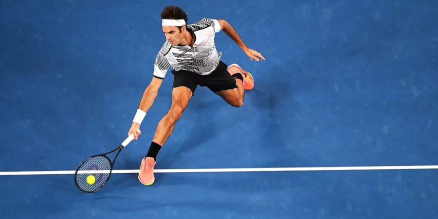 20. Unglaublicher Ballwechsel beim Finalsieg über Rafael Nadal an den Australian Open 2017 – Es gibt einen Ballwechsel, der definierte die Rivalität zwischen Roger Federer und Rafael Nadal neu. Im 5. Satz des Australian-Open-Finals  2017 steht es 40:40 beim Stand von 4:3 für Federer. Der Schweizer entscheidet den nächsten Punkt nach einem unglaublichen Ballwechsel für sich, erspielt sich einen Breakball und holt sich wenig später den Titel an den Australian Open.