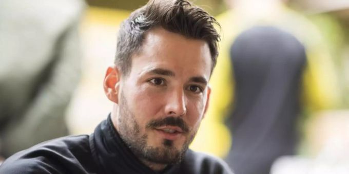 Sieht das Image des Fussballs angekratzt: Dortmunds Torwart Roman Bürki. Foto: David Inderlied/dpa Sieht das Image des Fussballs angekratzt: Dortmunds Torwart Roman Bürki. Foto: David Inderlied/dpa