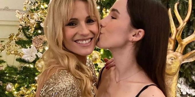 Mamma Mia! - Der Baby-Bauch von Michelle Hunzikers Tochter wächst