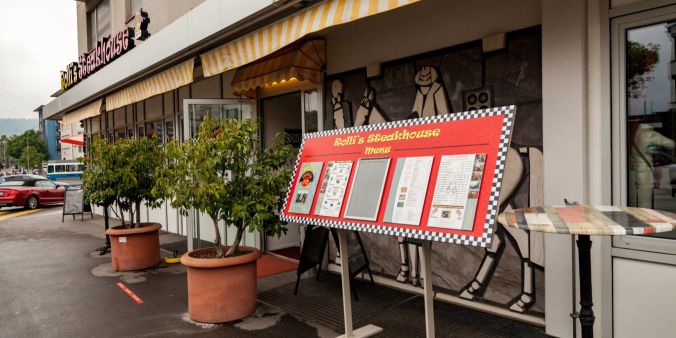 Rollis Steakhouse hat wieder offen, Schlieren