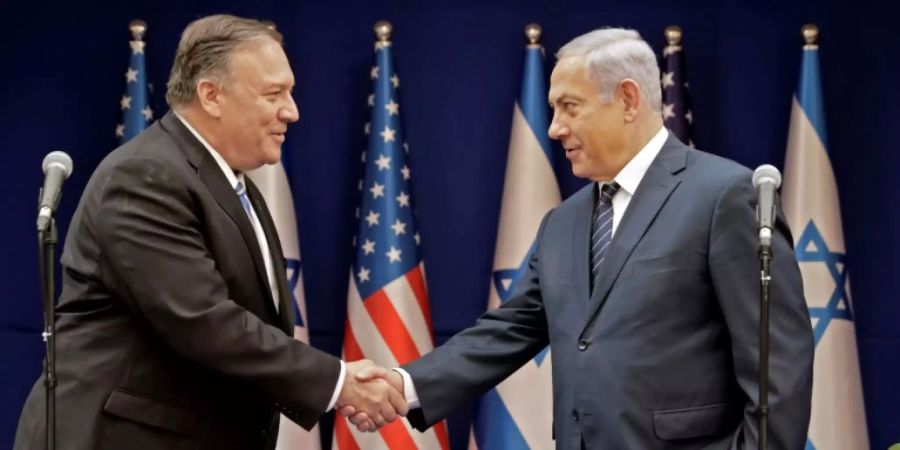 Pompeo (l.) und Netanjahu 2019