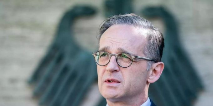 Aussenminister Heiko Maas (SPD) unternimmt erstmals seit Beginn der Corona-Krise wieder einen Auslandsbesuch. Foto: Kay Nietfeld/dpa Aussenminister Heiko Maas (SPD) unternimmt erstmals seit Beginn der Corona-Krise wieder einen Auslandsbesuch. Foto: Kay Nietfeld/dpa