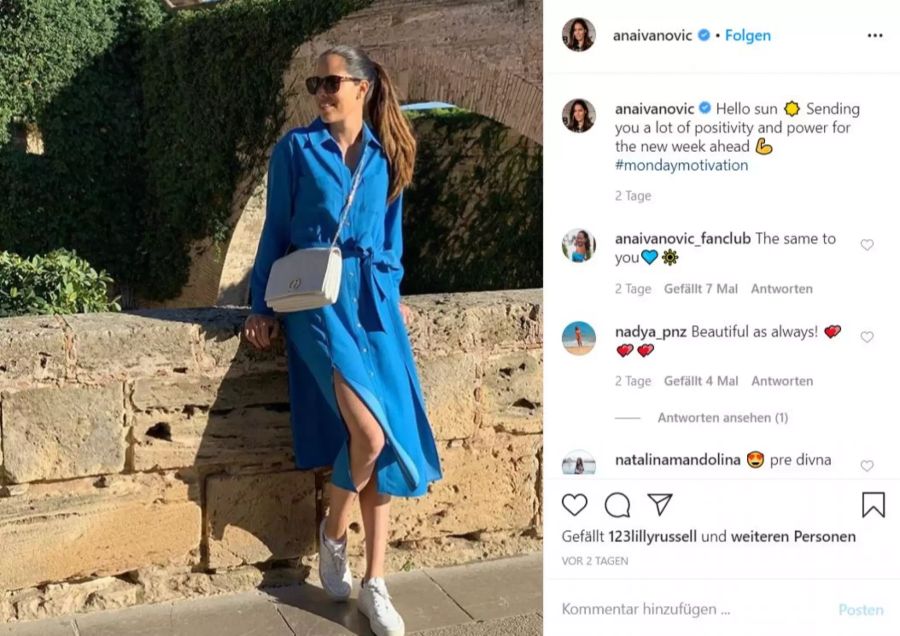 Die Ex-Tennisspielerin Ana Ivanovic erinnert mit ihrem Outfit an Meghan Markle.