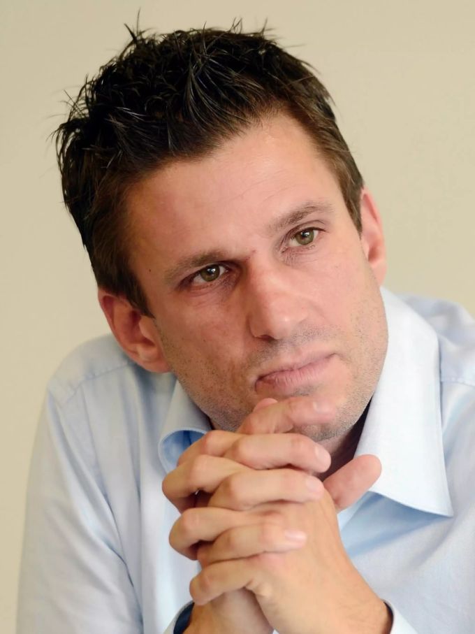 Adrian Fetscherin sagt, dass man sich mit René van Eck mündlich einig sei. GC