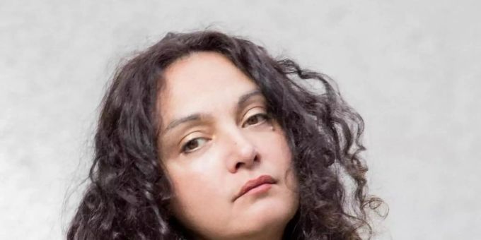 Die Hamburger Autorin Jasmin Ramadan eröffnet das Wettlesen um den Bachmannpreis. Foto: Axel Anselm Woesler/ORF/dpa Die Hamburger Autorin Jasmin Ramadan eröffnet das Wettlesen um den Bachmannpreis. Foto: Axel Anselm Woesler/ORF/dpa