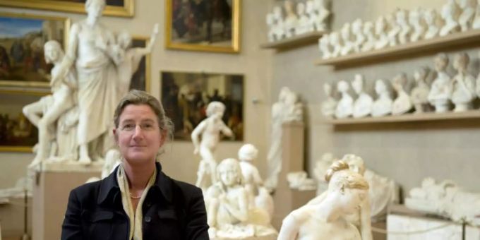 Museumschefin Cecilie Hollberg in der Galleria dell’Accademia. Foto: Sergio Garbari/Galleria dell’Accademia/dpa Museumschefin Cecilie Hollberg in der Galleria dell’Accademia. Foto: Sergio Garbari/Galleria dell’Accademia/dpa