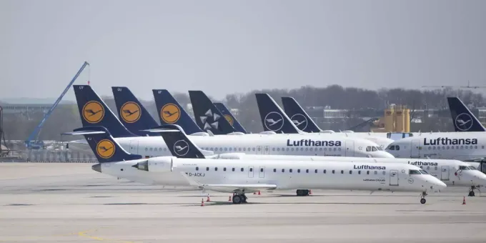 Lufthansa Group Parkt Alle Airbus A340 600 In Spanien