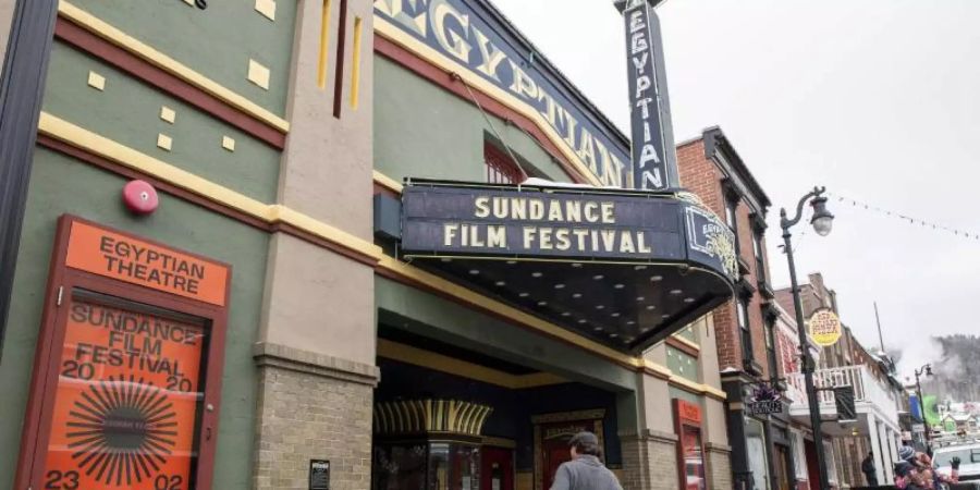 Das «Egyptian Theatre» am Festivalort Park City in Utah. Foto: Charles Sykes/Invision/AP/dpa