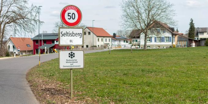 Ortsschild Seltisberg - Seltisberg Ortsschild Seltisberg - Seltisberg