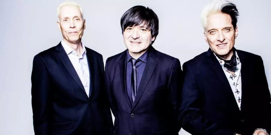 Die Mitglieder der Band Die Ärzte, Farin Urlaub (l-r), Rodrigo Gonzalez und Bela B. Foto: Jörg Steinmetz/Die Ärzte/dpa
