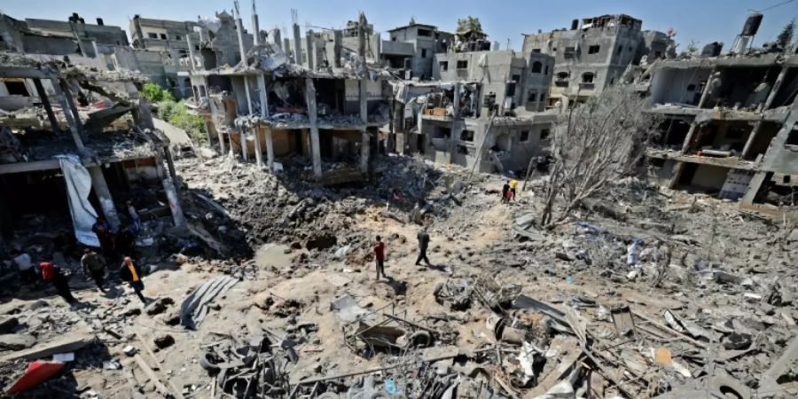 Zerstörung durch israelische Luftangriffe im Gazastreifen