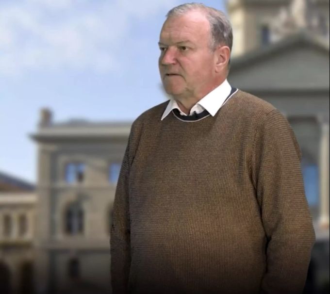Politologe Claude Longchamp kritisiert den Nationalrat, lobt aber den Bundesrat. Claude Longchamp