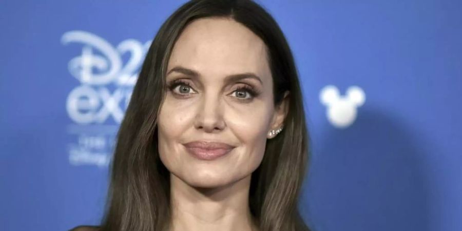 Spielt in dem starbesetzten Marvel-Film «Eternals» mit: US-Schauspielerin Angelina Jolie. Foto: Richard Shotwell/Invision/dpa