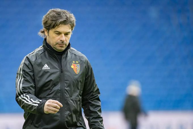 FCB-Trainer Ciriaco Sforza während dem Spiel gegen Vaduz. Sforza FC Basel