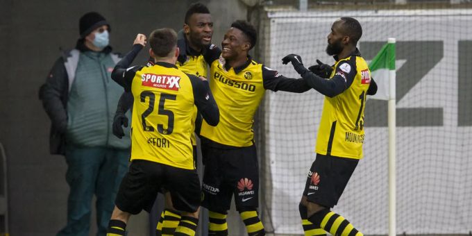 Die Spieler von YB jubeln über ein Tor (Symbolbild). YB Jubel