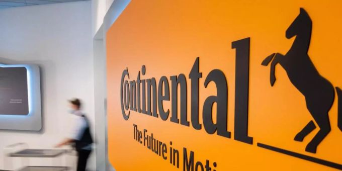 Der Autozulieferer und Reifenhersteller Continental rechnet nach den Schwierigkeiten im abgelaufenen Quartal auch im gesamten kommenden Jahr mit Belastungen. continental