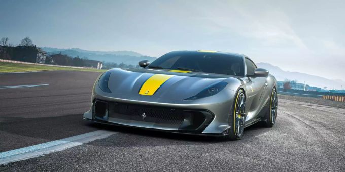 Der Ferrari 812 Versione Speciale ist noch schneller als der Superfast Ferrari 812 Versione Speciale