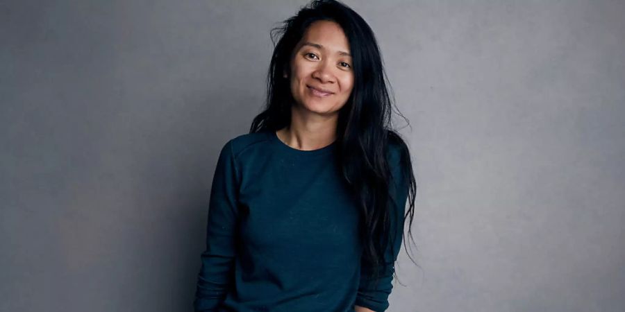 ARCHIV - Regisseurin Chloé Zhao ist mit ihrem Drama «Nomadland» auf Erfolgskurs. Foto: Taylor Jewell/Invision/AP/dpa