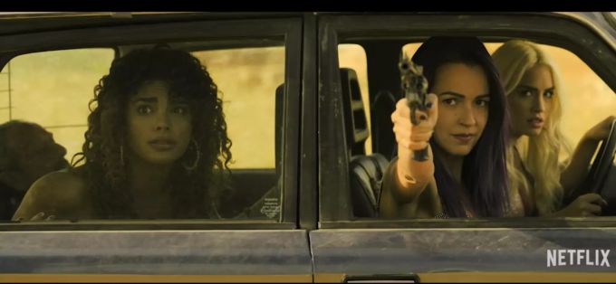 Szene aus Sky Rojo. Drei Frauen im Auto