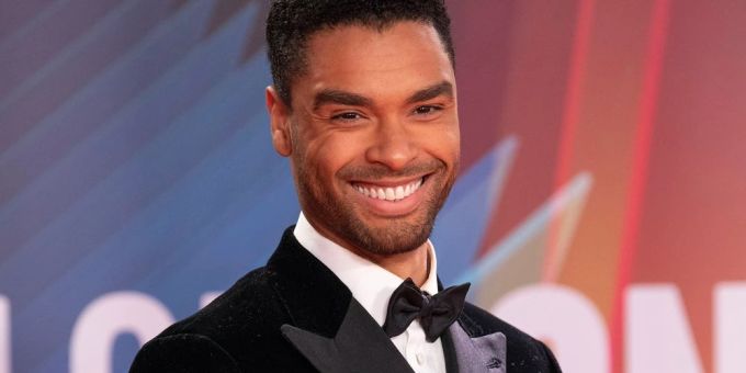 Regé-Jean Page spielte in der ersten «Bridgerton»-Staffel den Fanliebling Simon Basset, Duke of Hastings. Regé-Jean Page spielte in der ersten «Bridgerton»-Staffel den Fanliebling Simon Basset, Duke of Hastings.