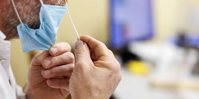 Die Omikron-Sublinie BA.5 dominiert in Deutschland. Die Omikron-Sublinie BA.5 dominiert in Deutschland.