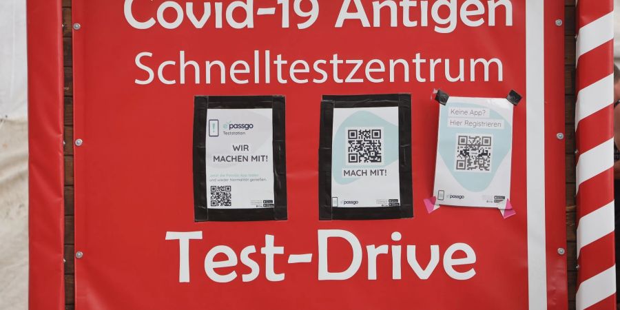 Um Geld zu sparen, sollen ab Juli die kostenlosen Corona-Tests grösstenteils abgeschafft werden.