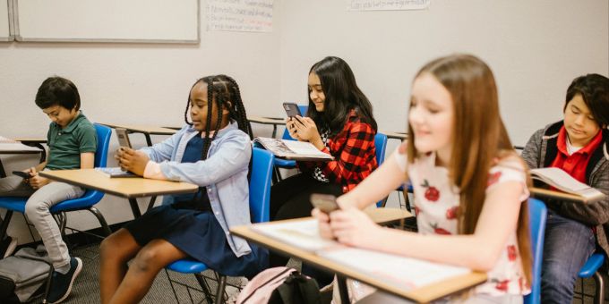 Nutzte die Lehrerin das Handy ihrer Tochter tatsächlich für sich? Handy