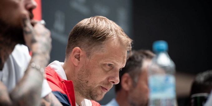 Oberhausen - Oliver Pocher: Handyspezialist dank Selfie-Flut