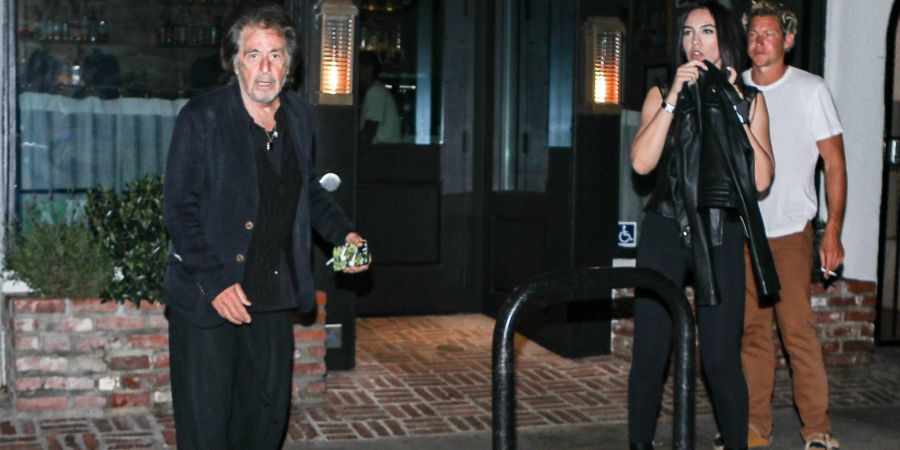 Al Pacino und seine neue Freundin.