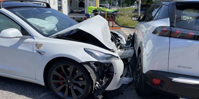 Kollision auf der Schönbüelstrasse Kollision auf der Schönbüelstrasse