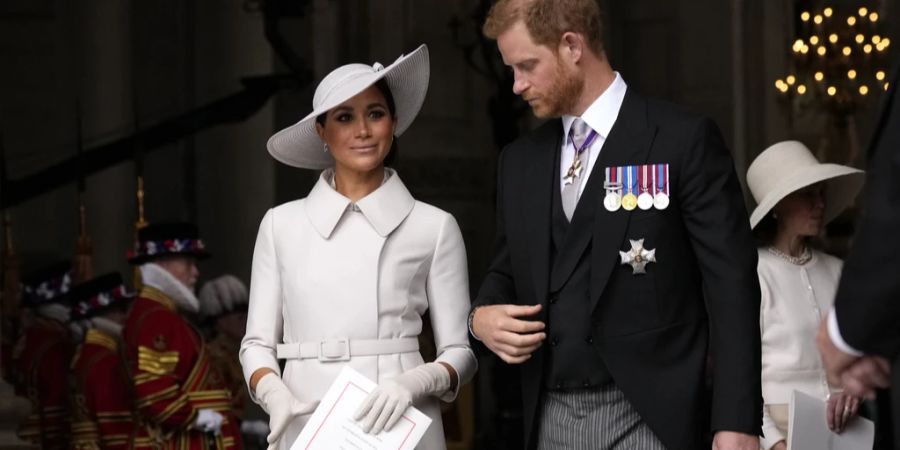 Meghan Markle und Prinz Harry sollen nicht mehr mit David und Victoria Beckham befreundet sein.