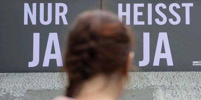 «Nur Ja heisst Ja» würde bedeuten, dass vor jeder sexueller Handlung alle involvierten Personen ihr Einverständnis geben müssten «Nur Ja heisst Ja»