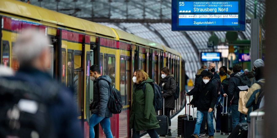 Der Deutsche Städtetag fordert mehr Geld vom Bund für den Nahverkehr als in einem Gesetzentwurf vorgesehen.