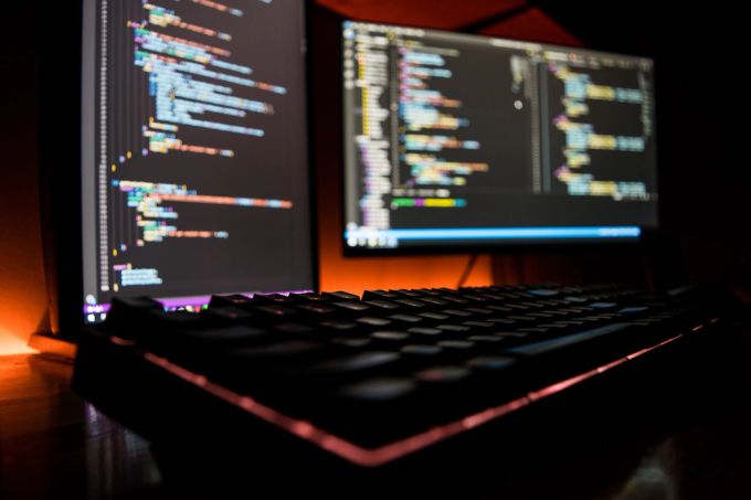 Studierende der Schweizer Technologie sind gefragt, gemeinsam innovative Lösungen für den Klimaschutz zu entwickeln. Schweizer Technologie