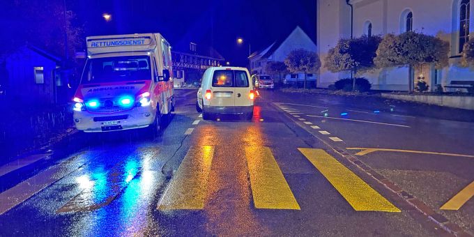 Der Fussgänger wurde durch den Zusammenstoss schwer verletzt. Unfall in Herdern