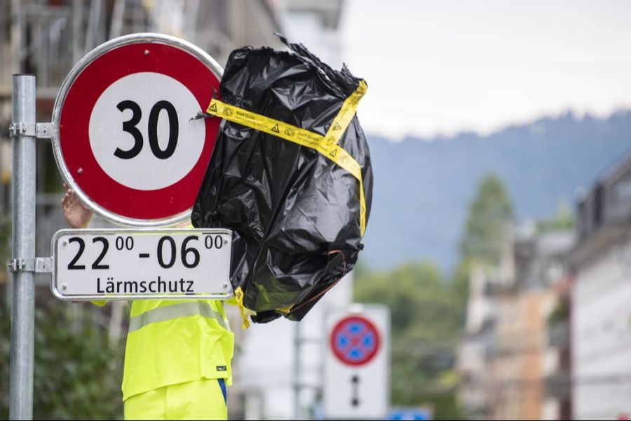 Der Zürcher Städteverband verlangt etwa, dass Städte ohne Bewilligungsverfahren Tempo-30-Zonen einführen können. Das sei der beste Weg, um Lärm zu reduzieren.